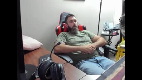 Snapshot of brutalmaster1983 chatting on October 5, 7:21 pm BRUTALMASTER1983 online show from October 5, 7:21 pm