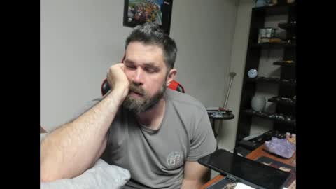 Snapshot of brutalmaster1983 chatting on February 27, 5:18 am BRUTALMASTER1983 online show from February 27, 5:18 am
