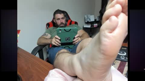 Snapshot of brutalmaster1983 chatting on September 30, 5:29 am BRUTALMASTER1983 online show from September 30, 5:29 am