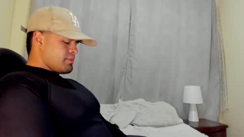 bryan stoness online show from February 5, 1:15 am