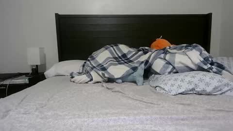 Queen Lola XXX online show from December 22, 6:09 am