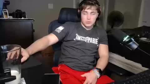 BubblebuttBdn online show from October 18, 2:49 am