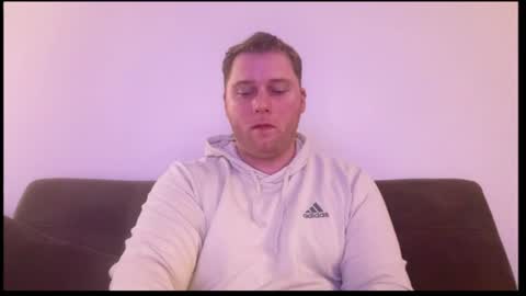 bubblebuttbi96 online show from August 5, 1:35 am