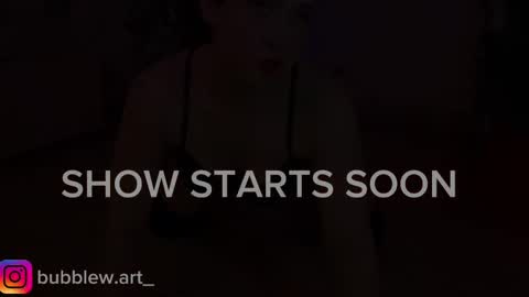Snapshot of bubblewhite_ chatting on September 19, 8:01 pm BubbleJereth online show from September 19, 8:01 pm