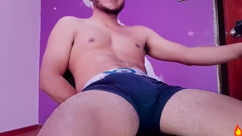 Snapshot of buckbigdick chatting on October 12, 9:49 pm buckbigdick online show from October 12, 9:49 pm