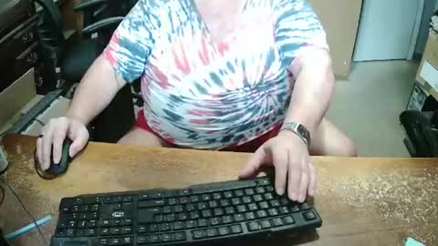 Bucku2 online show from April 10, 6:12 pm