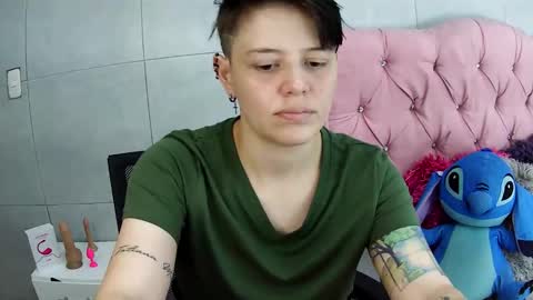 bug2025 online show from November 12, 2:36 am