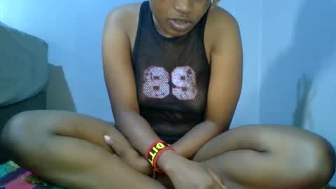 Snapshot of buga_baby chatting on October 11, 2:49 am buga_baby online show from October 11, 2:49 am
