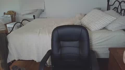 bugboy08 online show from July 11, 1:43 am