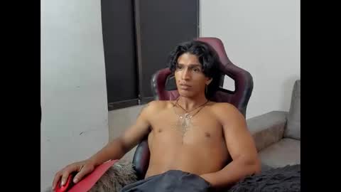 bull_cam online show from March 10, 5:12 am