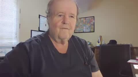 Snapshot of bullfrogg5050 chatting on September 29, 3:33 pm bullfrogg5050 online show from September 29, 3:33 pm