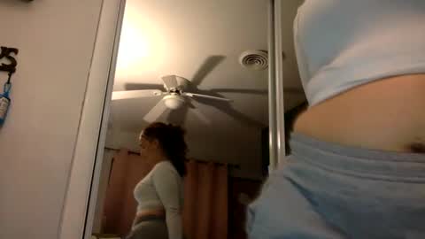 Snapshot of bunnibaby333 chatting on February 19, 6:00 am bunnibaby333 online show from February 19, 6:00 am