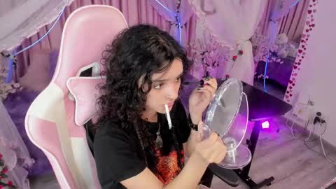 Snapshot of bunny_curly chatting on September 10, 1:56 pm Bunny online show from September 10, 1:56 pm