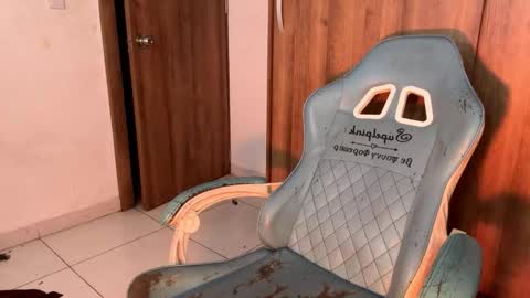 Isa online show from November 22, 12:31 am