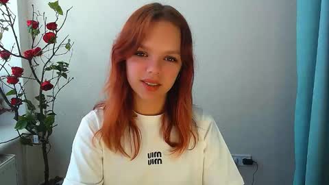 Snapshot of bunnybloom_ chatting on September 20, 4:37 am Ariel online show from September 20, 4:37 am