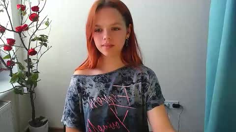 Snapshot of bunnybloom_ chatting on September 16, 7:00 am Ariel online show from September 16, 7:00 am