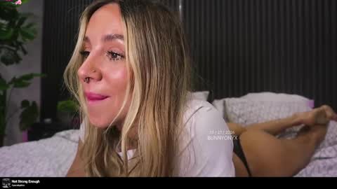 Stephanie   Next stream SUNDAY   6pm  PDT online show from March 27, 11:39 pm