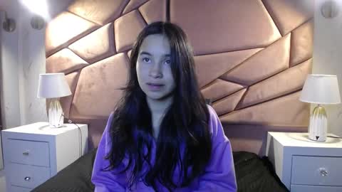 Snapshot of bunnywhite21 chatting on October 18, 6:56 pm bunny online show from October 18, 6:56 pm