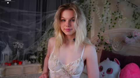 Jessica online show from November 2, 1:33 pm