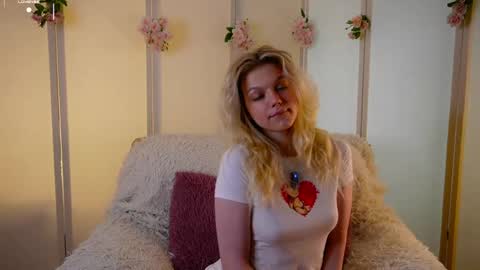 Jessica online show from September 15, 3:02 pm