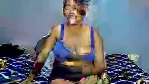 busty kenzi online show from July 1, 5:21 pm