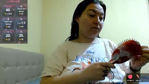 Snapshot of bustyemma chatting on March 2, 10:24 am Emma online show from March 2, 10:24 am