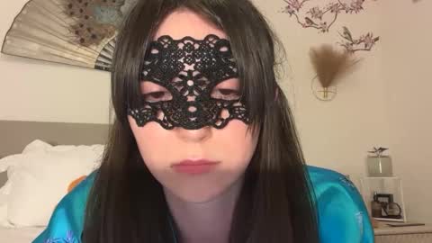 busy_bee69 online show from February 7, 6:27 am