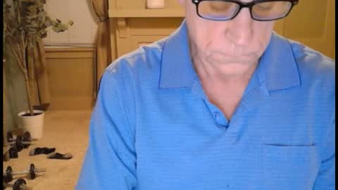 Miles online show from January 6, 10:41 am