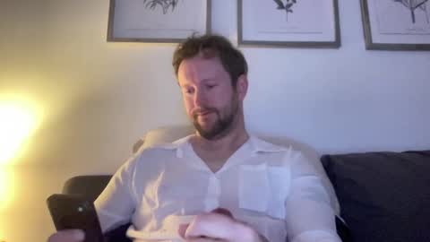 Snapshot of c_suite chatting on October 12, 4:27 am c_suite online show from October 12, 4:27 am