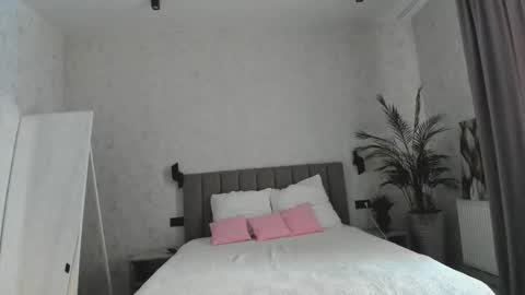 Lita online show from February 4, 2:48 am