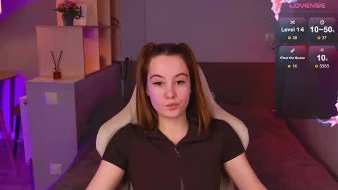 caeliaa online show from February 12, 7:17 pm