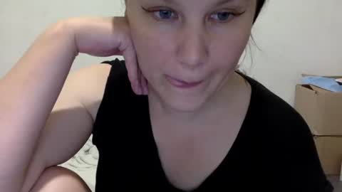 Lamb online show from August 3, 5:52 pm