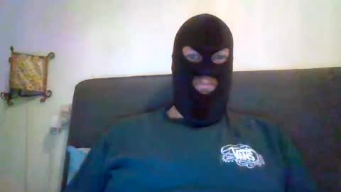 cagegag31 online show from July 18, 8:05 am