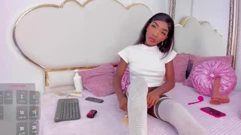 Snapshot of cahitlinbel chatting on September 9, 5:51 am Cahitlin online show from September 9, 5:51 am