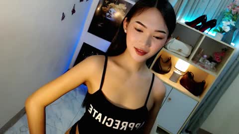 caitlin online show from February 8, 8:01 pm