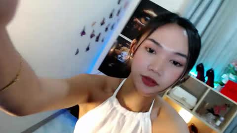 caitlin online show from March 18, 7:09 pm