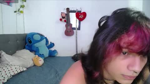 caitlynwheler online show from January 12, 8:54 am