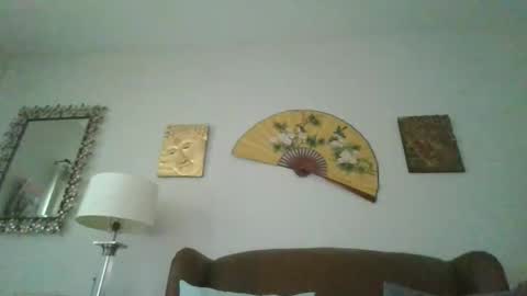 calbry82 online show from April 29, 7:40 pm