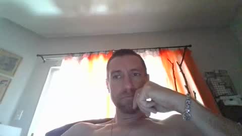 calbry82 online show from March 27, 6:31 pm