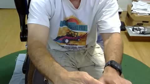 califun4u online show from December 2, 12:09 am