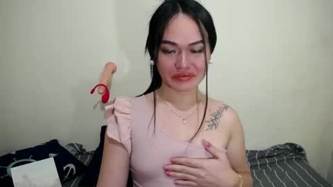 Snapshot of callme_mama chatting on February 10, 1:24 am Althea online show from February 10, 1:24 am