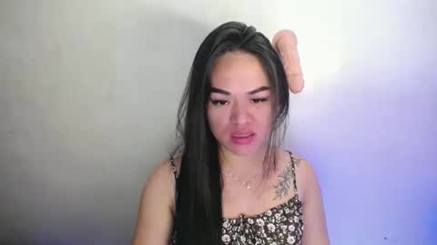 Snapshot of callme_mama chatting on January 25, 8:21 am Althea online show from January 25, 8:21 am