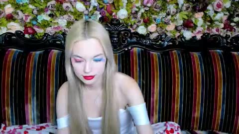 Snapshot of callmemargo chatting on October 1, 12:48 pm Im Margo where is my Joker online show from October 1, 12:48 pm