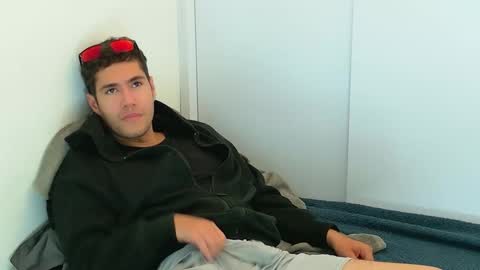 camara110 online show from November 6, 3:09 am