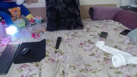 CamDiva1 online show from March 1, 6:06 am