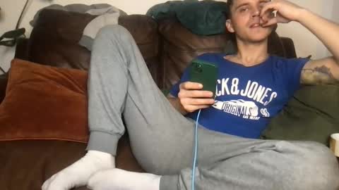 CamDoAttitude online show from December 21, 11:11 pm