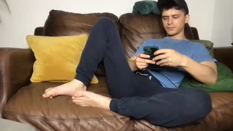 CamDoAttitude online show from August 3, 9:43 pm