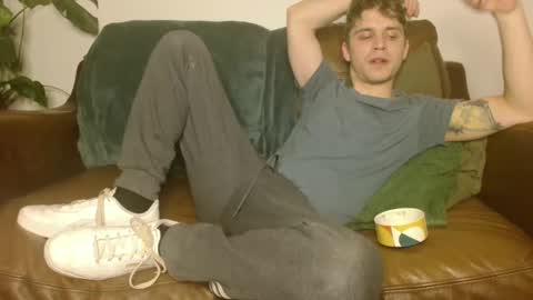 Snapshot of camdoattitude chatting on January 12, 8:03 pm CamDoAttitude online show from January 12, 8:03 pm