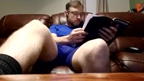 Snapshot of camguy2425 chatting on October 27, 12:32 am CamGuy online show from October 27, 12:32 am