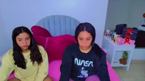 Snapshot of cami_bunnygirlx chatting on September 30, 4:23 am CAMI online show from September 30, 4:23 am